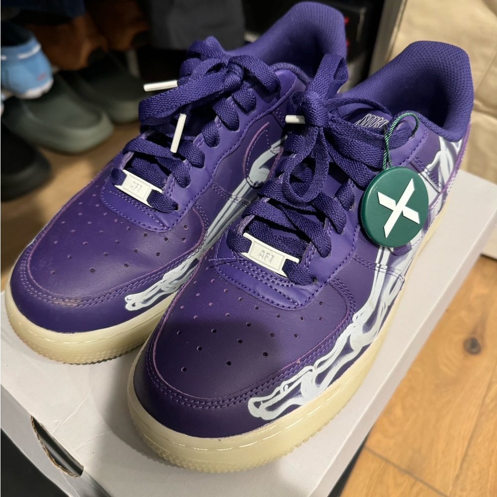 Nike Air Force 1 skeletons
